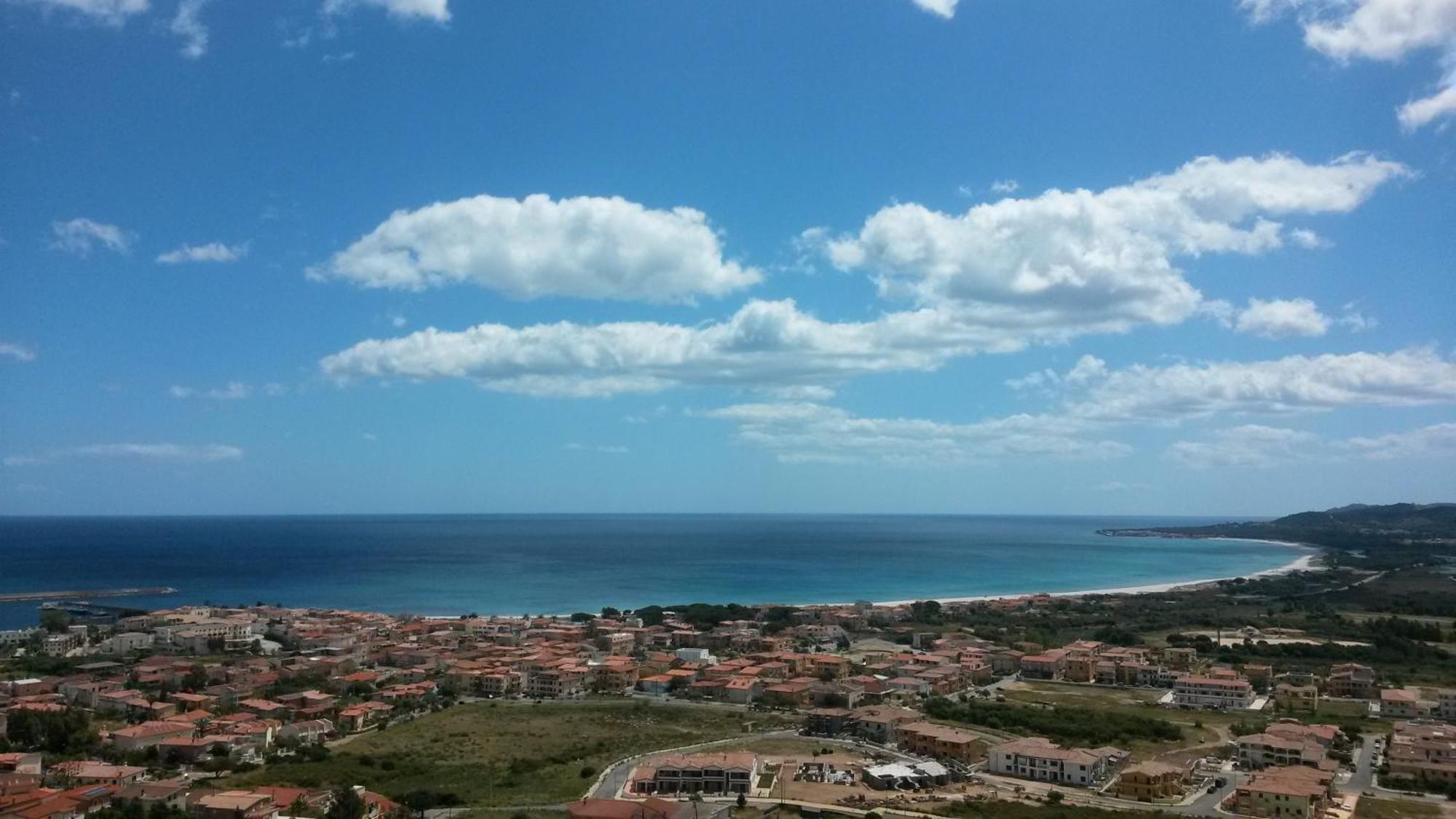 Le Residenze Blu Sardinia Aparthotel La Caletta Exterior photo